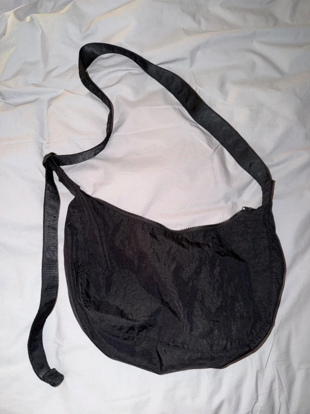 BAGGU Black Medium Crescent Bag